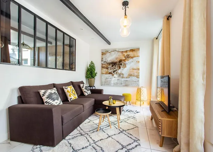 Appartement Parisian Charm In Sentier, Walk Everywhere Sleeps 6 *